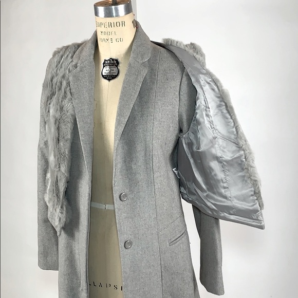 Wool/Faux Fur Coat - Picture 2 of 3